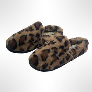 Jessica Simpson Leopard Print Fuzzy Slippers size 7.5